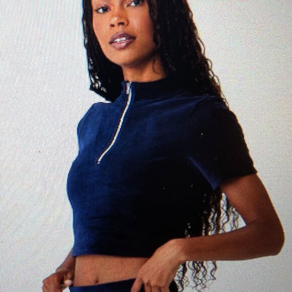 Alo Yoga Micro Corduroy High Waist Winter Break Flare and Mock Neck Top Navy M - Picture 2 of 3